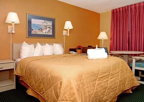 Rodeway Inn - Sarasota, FL