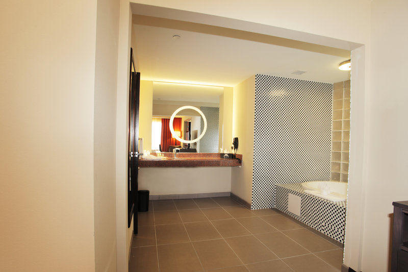 Holiday Inn AMARILLO WEST MEDICAL CENTER - Amarillo, TX