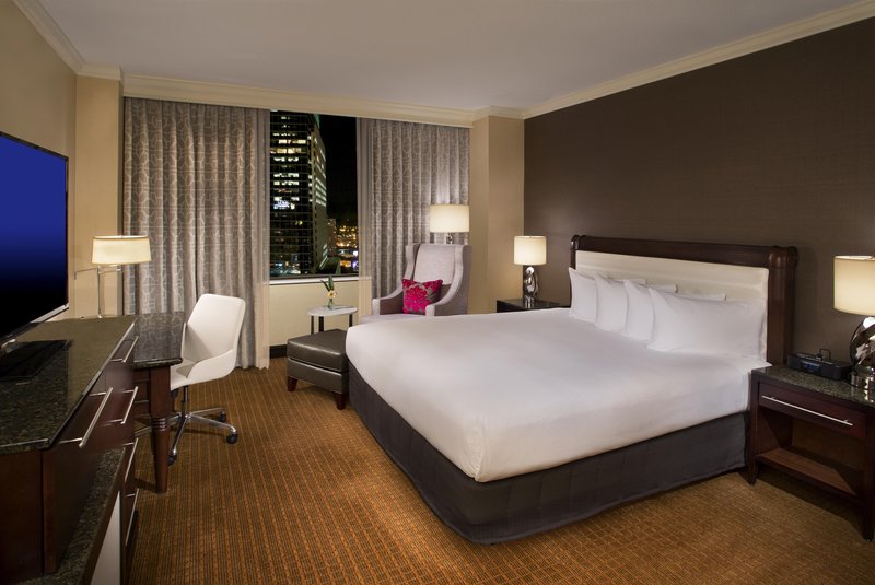 Hilton Minneapolis - Minneapolis, MN