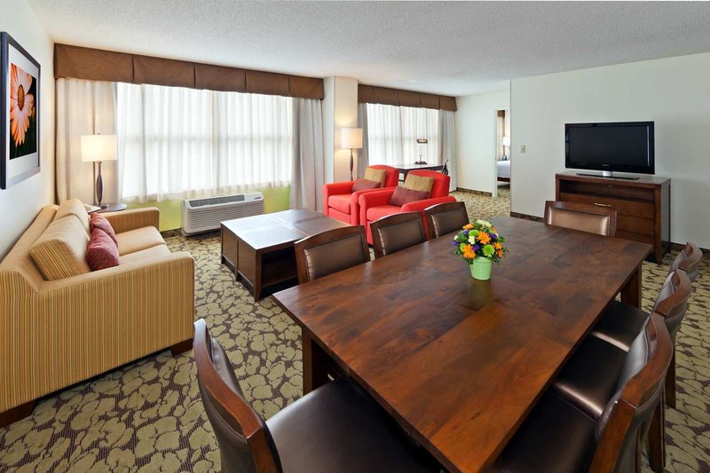 Hilton Atlanta Perimeter - Brookhaven, GA