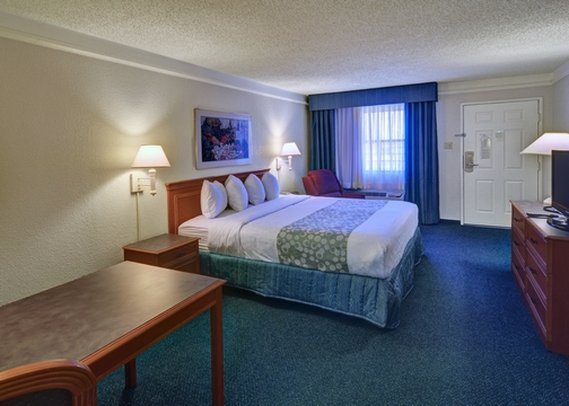 Carmel Mission Inn, an Ascend Hotel Collection Member - Carmel, CA