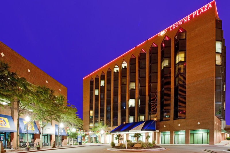 Crowne Plaza Hampton Marina - Hampton, VA