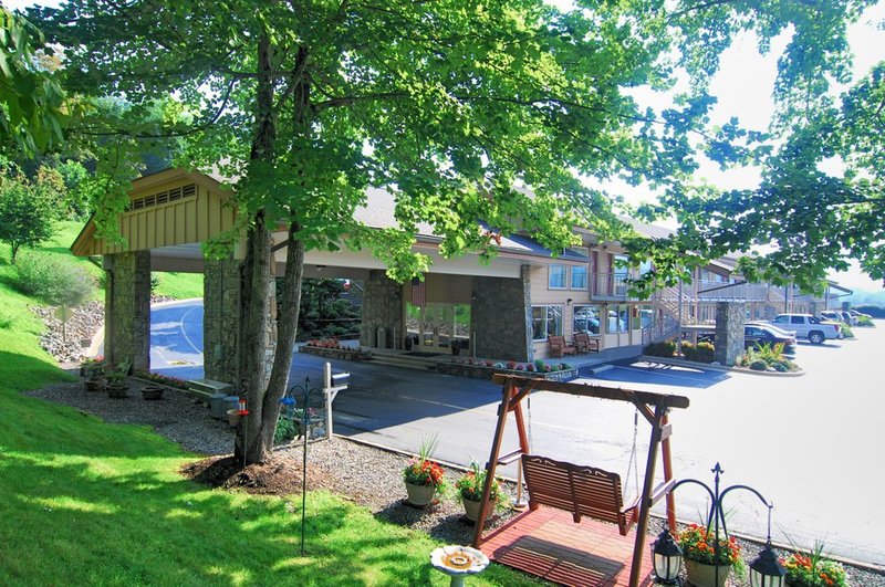 Best Western Smokey Mountain Inn - Waynesville, NC
