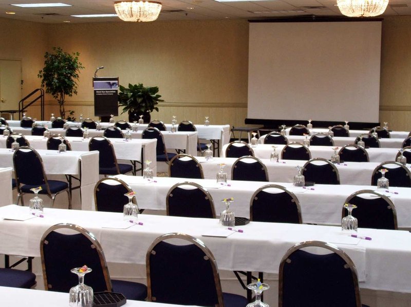 Embassy Suites By Hilton Denver Southeast - Denver, CO