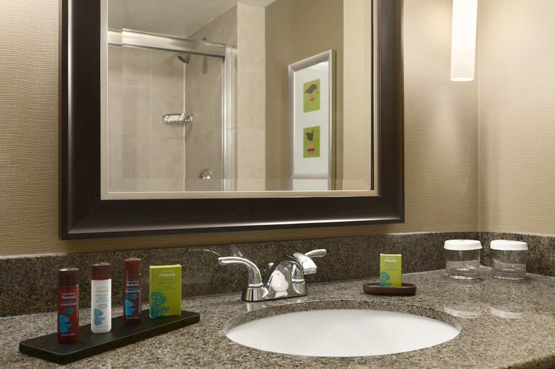 Embassy Suites By Hilton Pittsburgh International Airport - Coraopolis, PA