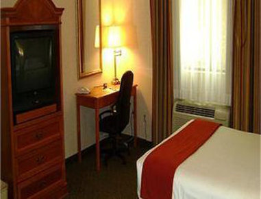 Holiday Inn Express OCEANSIDE - Oceanside, CA