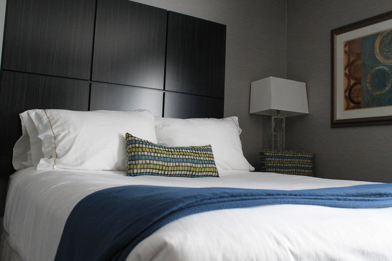 Holiday Inn Express Janesville-I-90 & US Hwy 14 - Janesville, WI