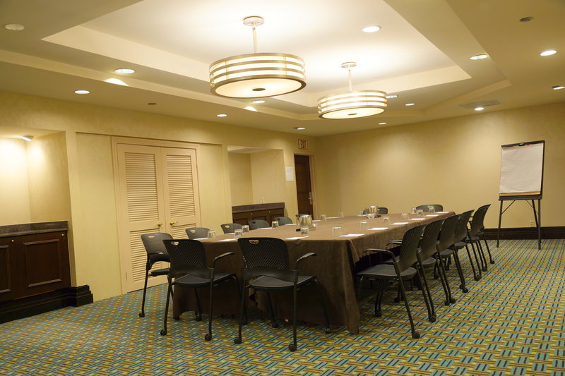 Crowne Plaza ST. LOUIS AIRPORT - Bridgeton, MO