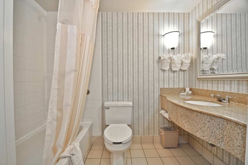 Hilton Garden Inn Tampa North - Tampa, FL