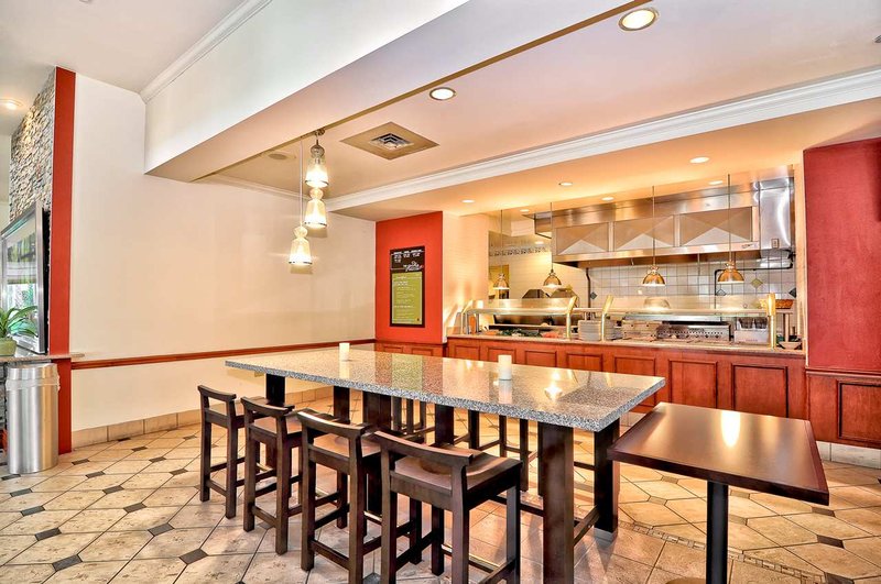 Hilton Garden Inn Tampa North - Tampa, FL