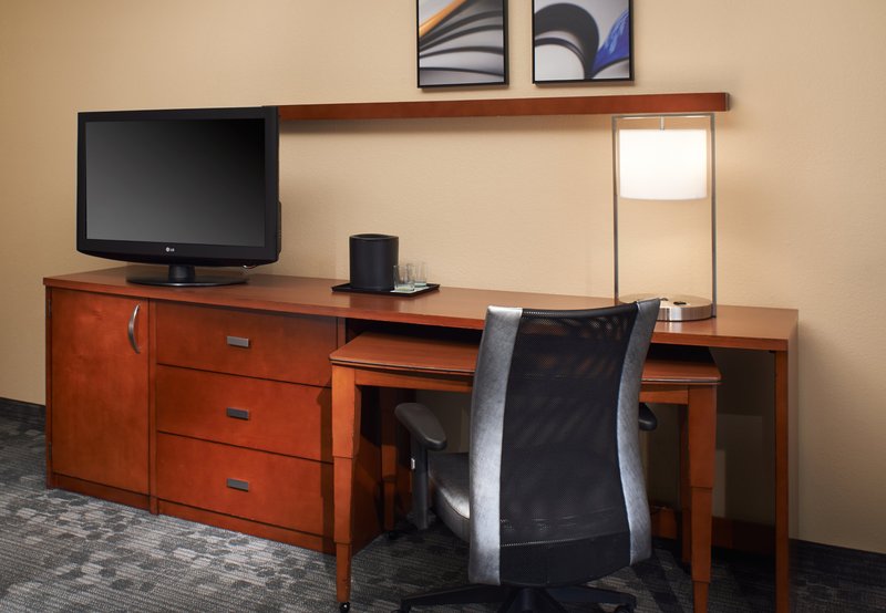 Courtyard By Marriott Detroit Warren - Warren, MI