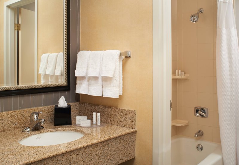 Courtyard By Marriott Detroit Warren - Warren, MI