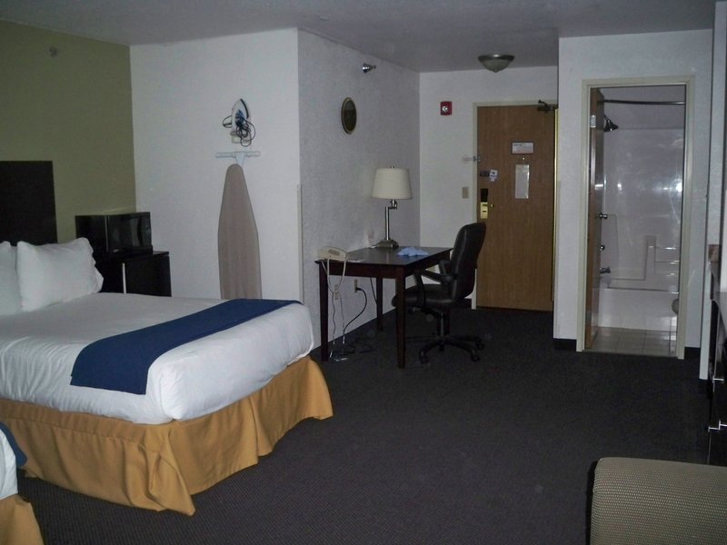 Holiday Inn Express - Rockford, OH