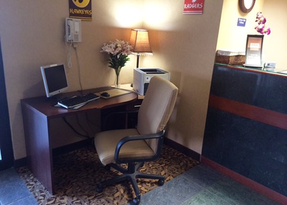 Comfort Inn & Suites Maumee - Toledo (I80-90) - Maumee, OH