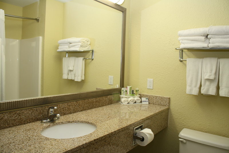 Holiday Inn Express WINFIELD - TEAYS VALLEY - Red House, WV