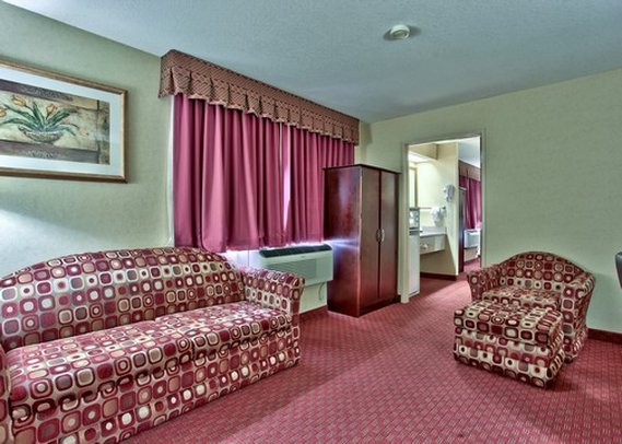 Clarion Inn - Blythe, CA