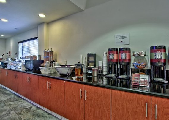 Clarion Inn - Blythe, CA