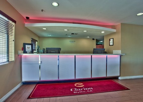 Clarion Inn - Blythe, CA