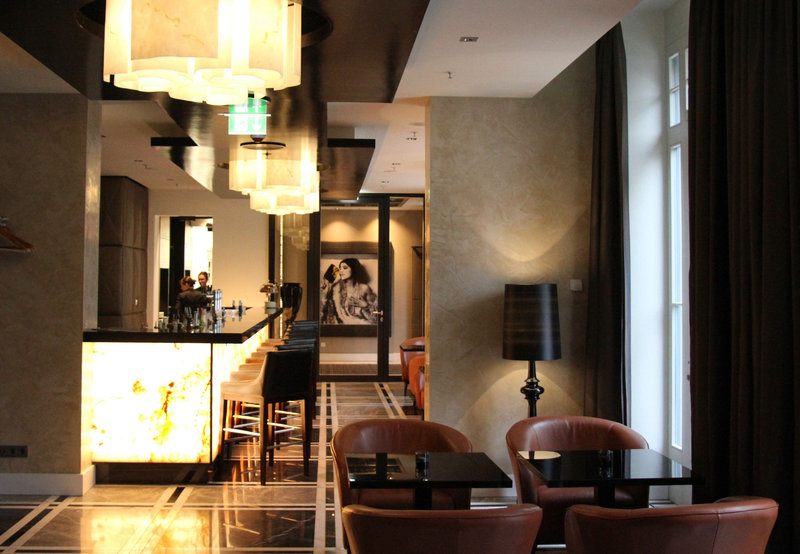 Hotel Am Steinplatz, Autograph Collection® Berlin Bar am Steinplatz – Sitting Area