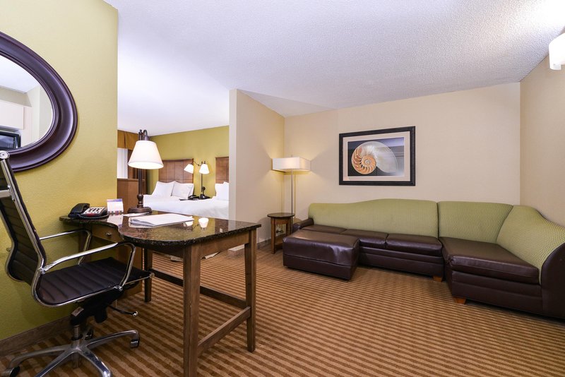 Hampton Inn & Suites-Atlantic Beach - Atlantic Beach, NC