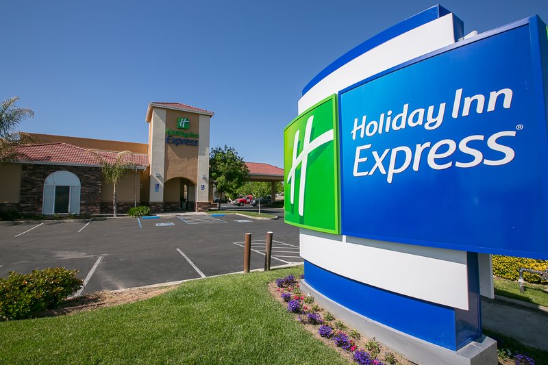Holiday Inn Express Oakdale - Oakdale, CA