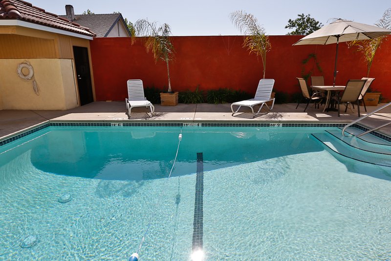 Holiday Inn Express Oakdale - Oakdale, CA