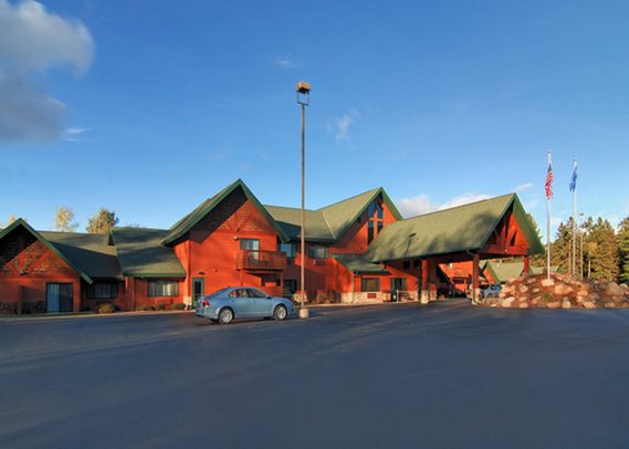 Comfort Suites - Hayward, WI