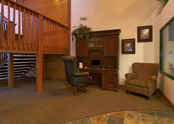 Comfort Suites - Hayward, WI