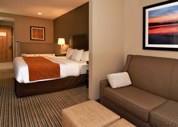 Comfort Suites - Hayward, WI