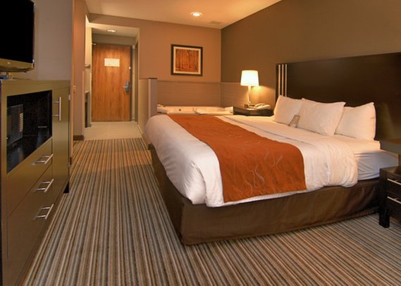 Comfort Suites - Hayward, WI