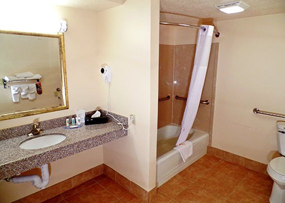 Quality Inn - Evanston, WY