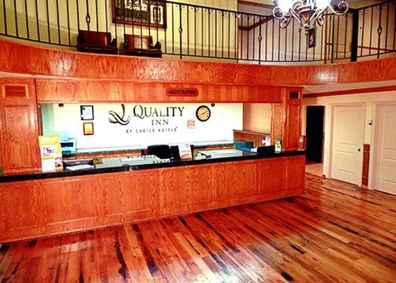 Quality Inn - Evanston, WY