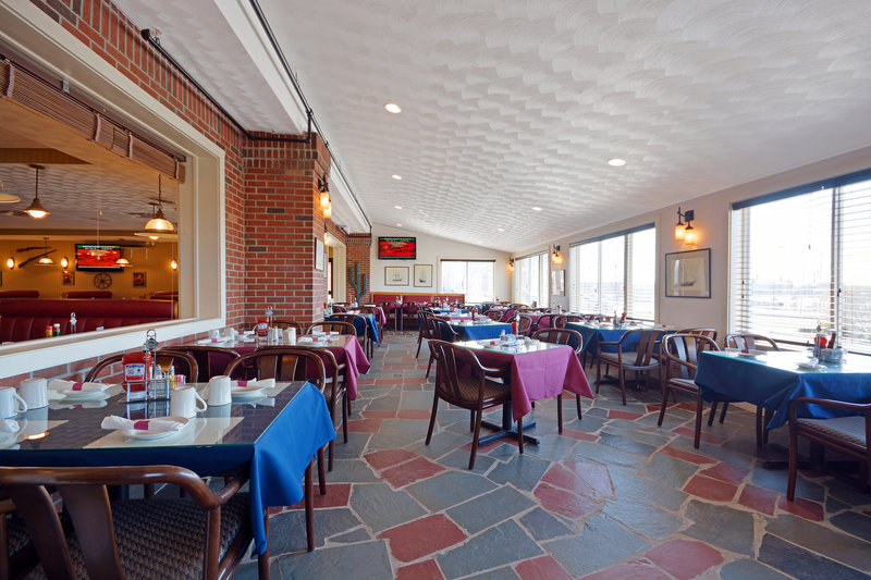 Best Western The Mainstay Inn - Newport, RI