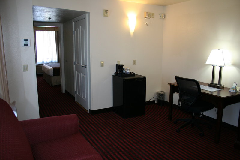 Best Western Plus Salinas Valley Inn & Suites - Salinas, CA