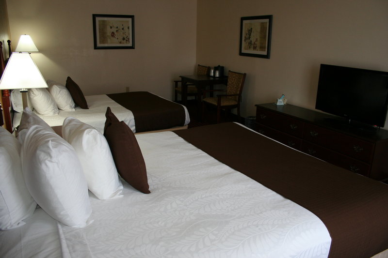 Best Western Plus Salinas Valley Inn & Suites - Salinas, CA