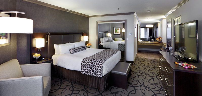 Crowne Plaza-Boston/Natick - Natick, MA