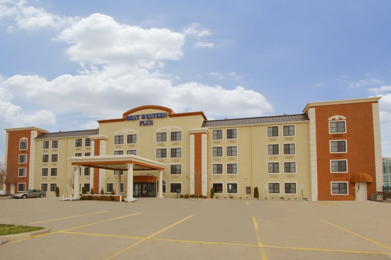 Holiday Inn Express EAST PEORIA - East Peoria, IL