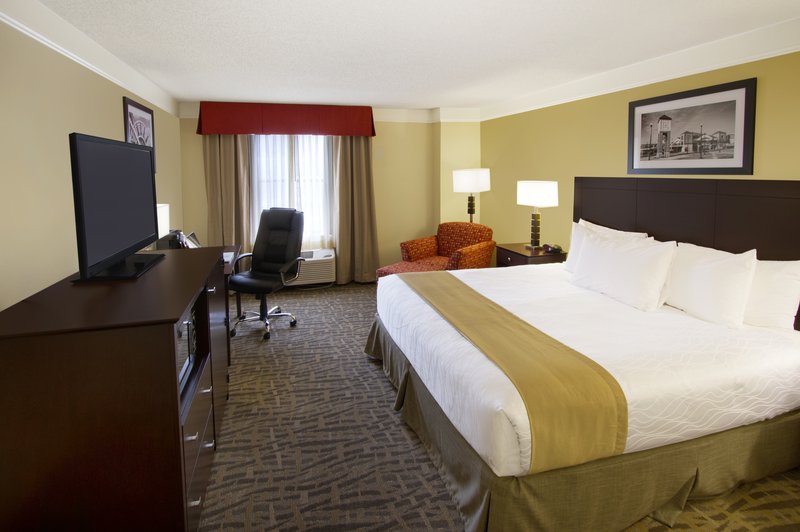 Holiday Inn Express EAST PEORIA - East Peoria, IL