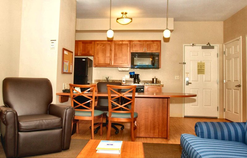 Candlewood Suites SANTA MARIA - Santa Maria, CA