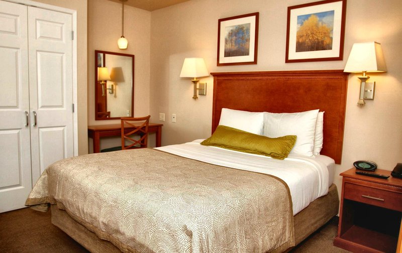 Candlewood Suites SANTA MARIA - Santa Maria, CA