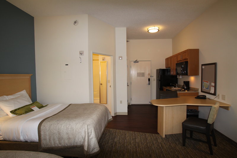 Candlewood Suites-Fargo-N - Leonard, ND