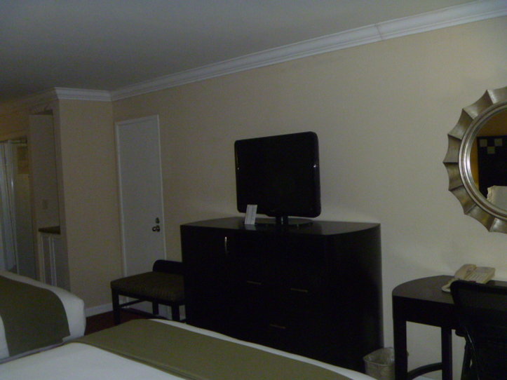 Holiday Inn Express VAN NUYS - Van Nuys, CA