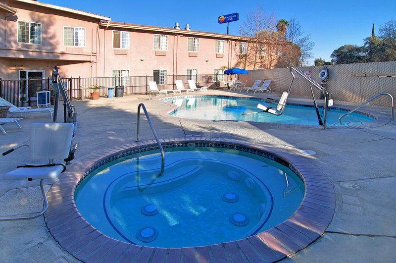 Comfort Inn - Fresno, CA