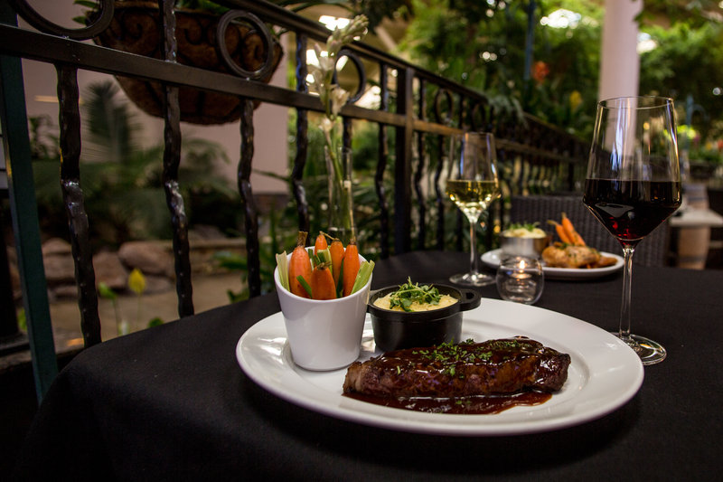 Vineyards Chop House-Crowne Plaza Hotel Concord - Concord, CA