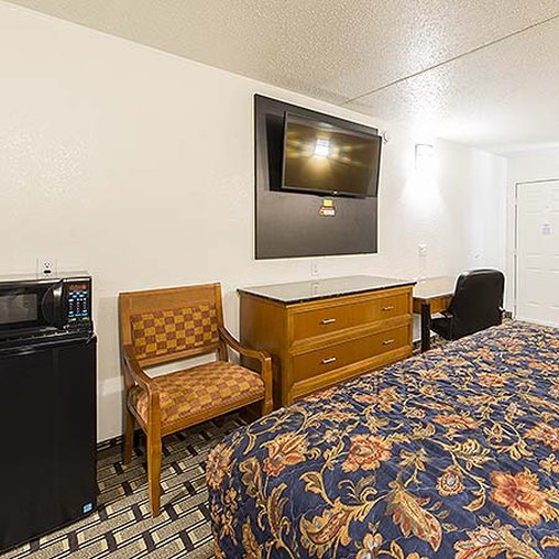 New Six Inn & Suites Houston - Houston, TX
