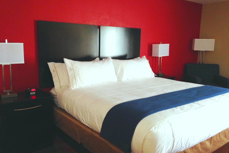 Holiday Inn Express Hotel & Suites Jackson Downtown-Coliseum - Jackson, MS