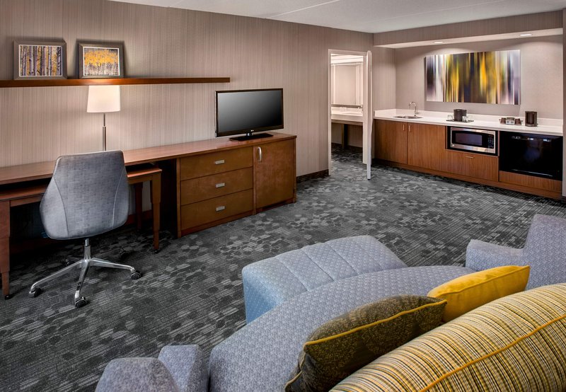Courtyard By Marriott Parsippany - Parsippany, NJ