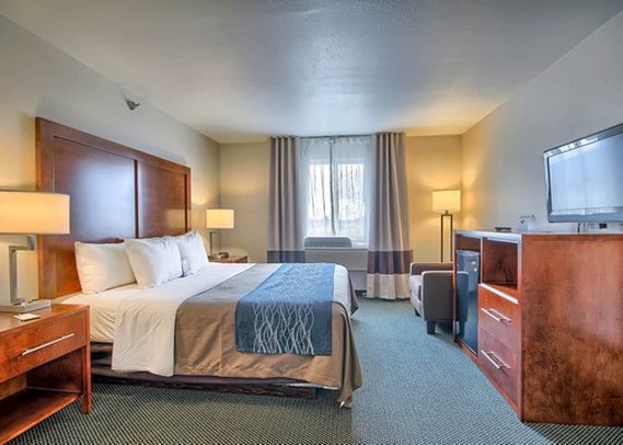 Comfort Inn - Bluffton, OH
