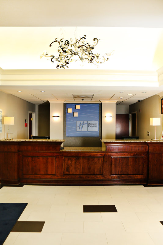 Holiday Inn Express & Suites SUMTER - Seffner, FL