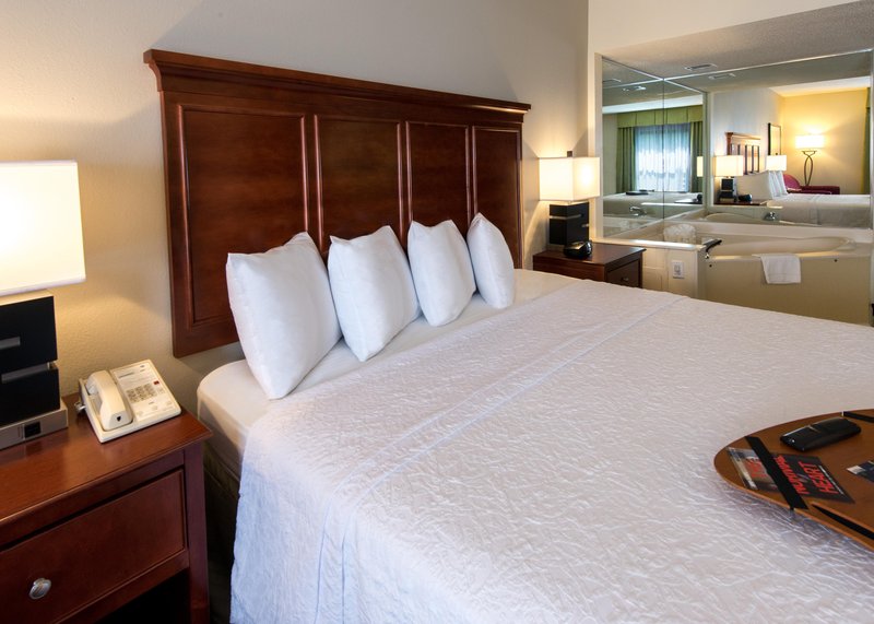 Hampton Inn Charlotte/Matthews - Matthews, NC